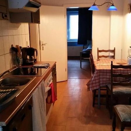 Апартаменты Worker-Flat Гельзенкирхен Экстерьер фото